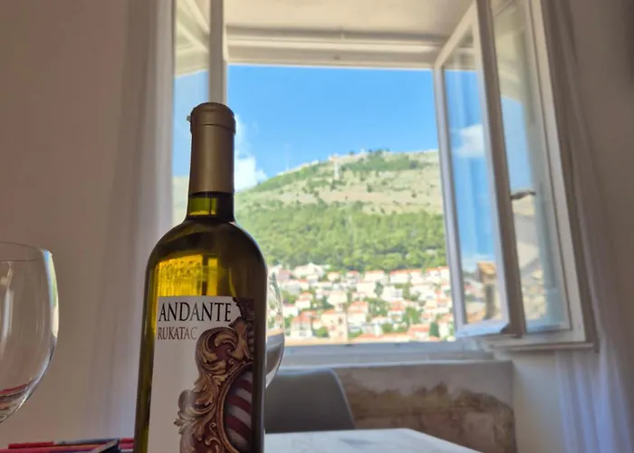 Andante Con Nobile *