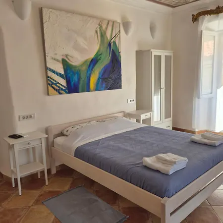 Andante Con Nobile *