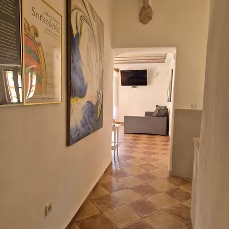 Andante Con Nobile *